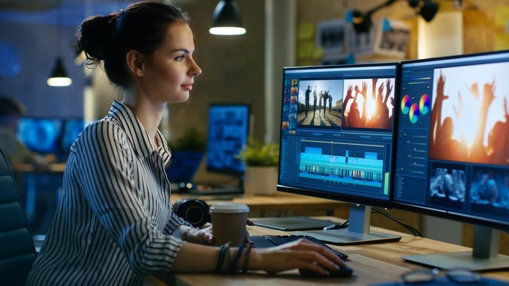 youtube में career कैसे बनाये , और successful youtuber कैसे बने , ताकि youtube से पैसे कम सके